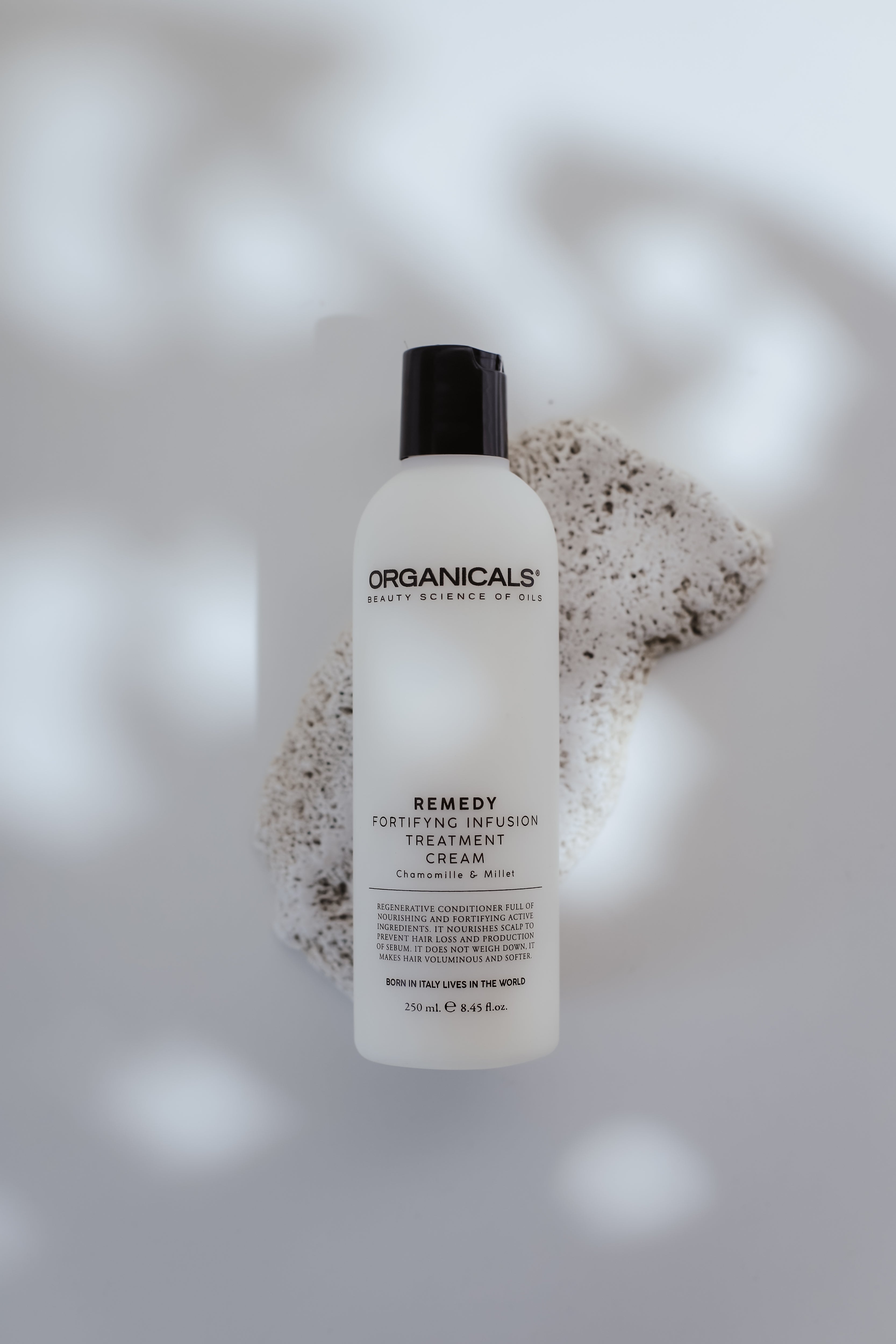 ORGANICALS Remedy Sebum Volumizing Shampoo + Fortifying Infusion Treatment Cream – Комплект за Контрол на Себума, Обем и Укрепване на Коса 2×250 мл