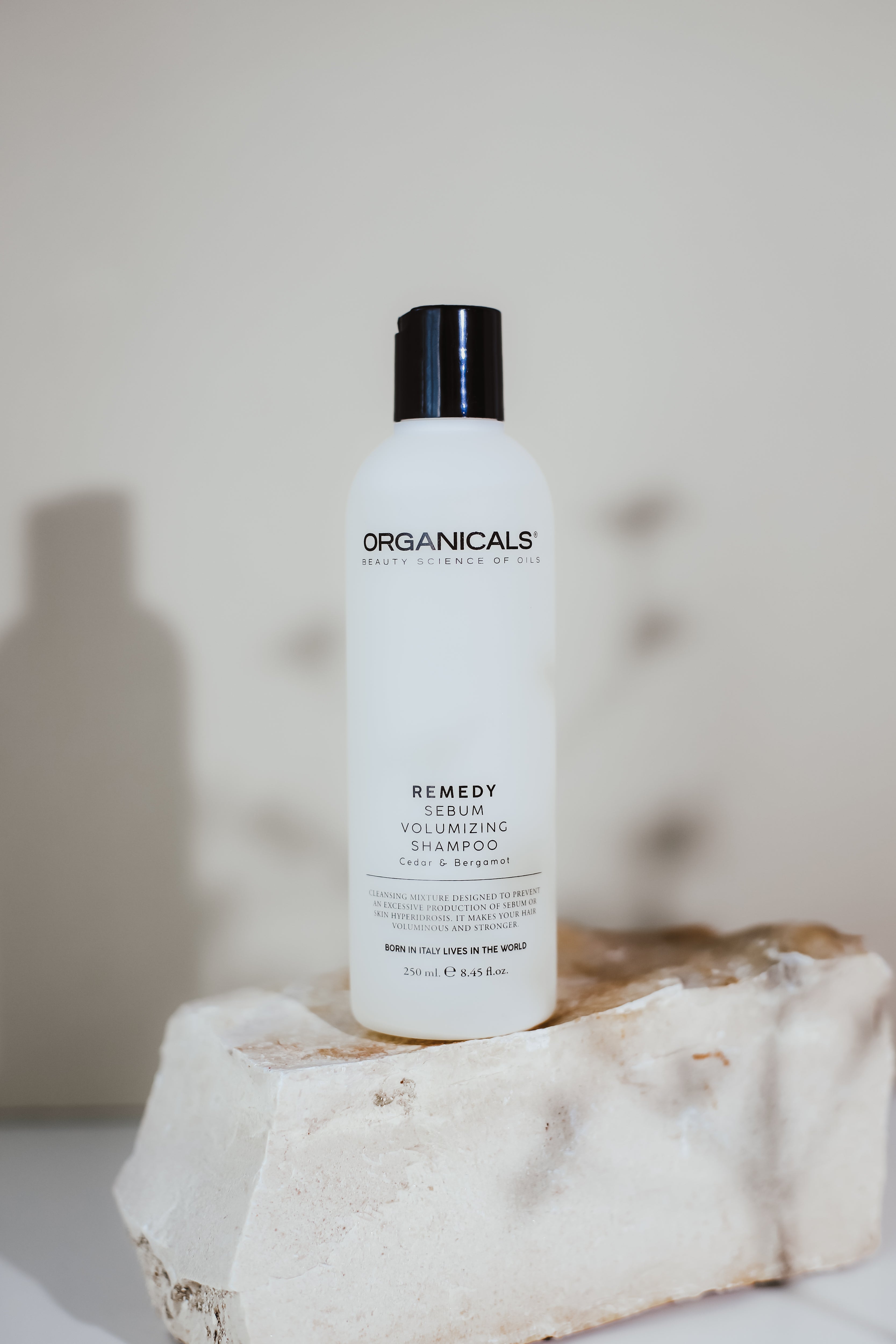 ORGANICALS Remedy Sebum Volumizing Shampoo + Fortifying Infusion Treatment Cream – Комплект за Контрол на Себума, Обем и Укрепване на Коса 2×250 мл