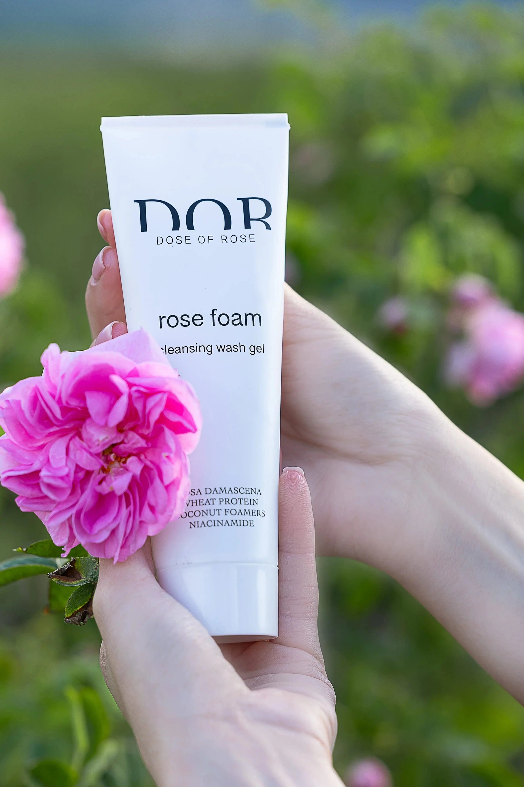 DOSE OF ROSE Rose Foam - Нежен измиващ гел за лице 125 мл